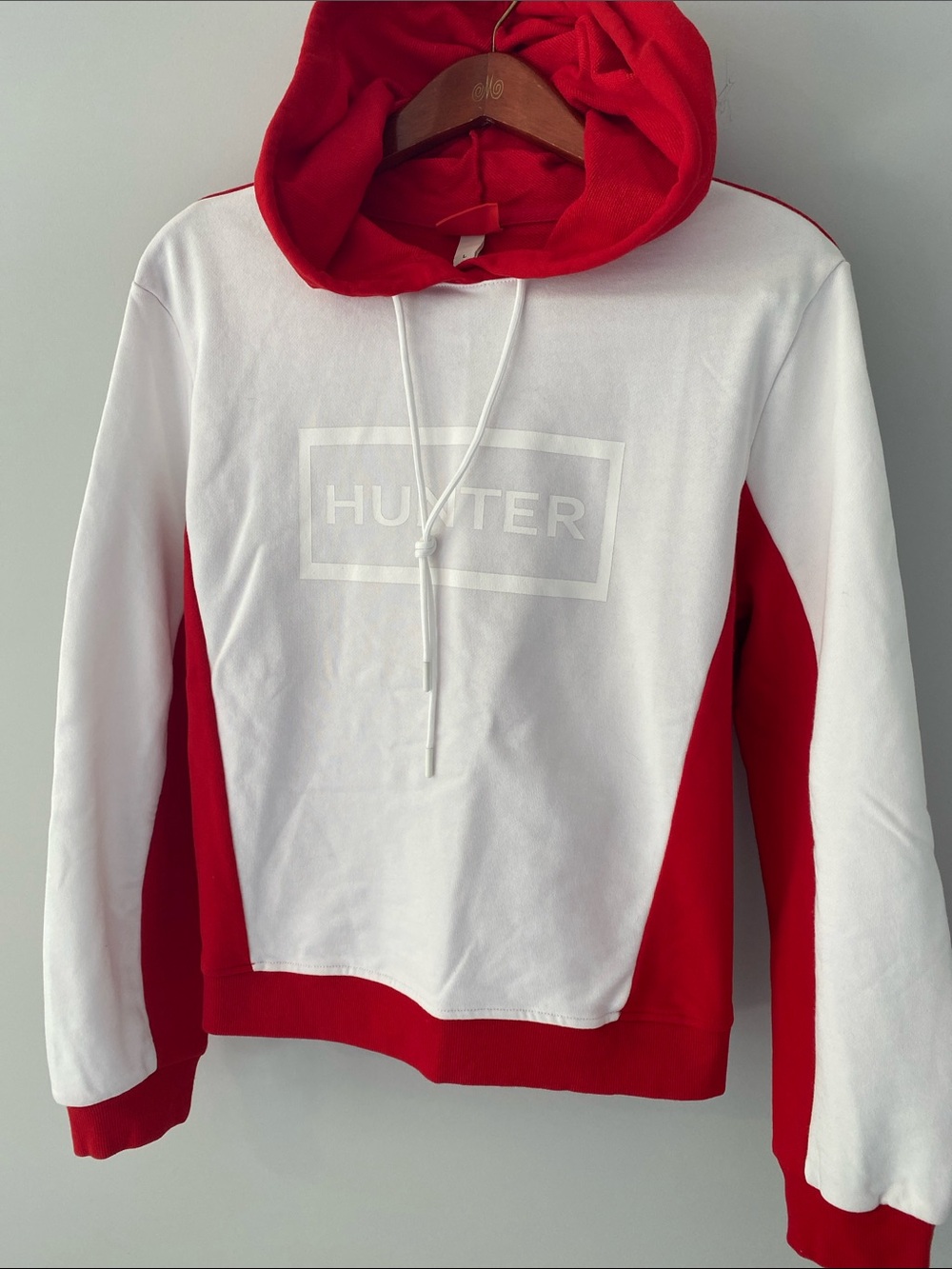Hunter White and Red Colorblock Logo Hoodie